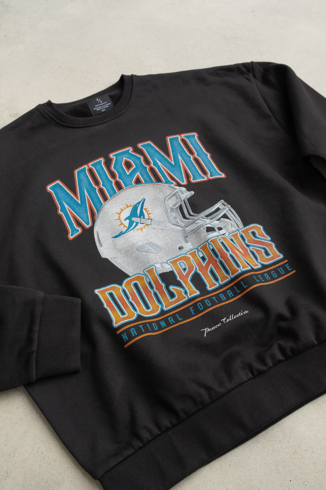 Miami Dolphins Helmet SuperHeavy™️ Crewneck - Off Black