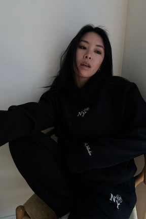 New York Yankees Heavyweight Hoodie - Black