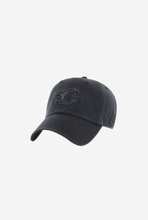 Calgary Flames Clean up Cap - Black on Black
