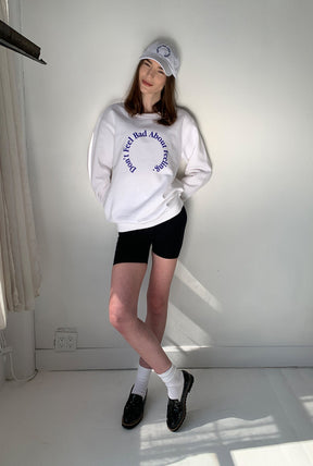Don't Feel Bad About Feeling Crewneck - Blanc