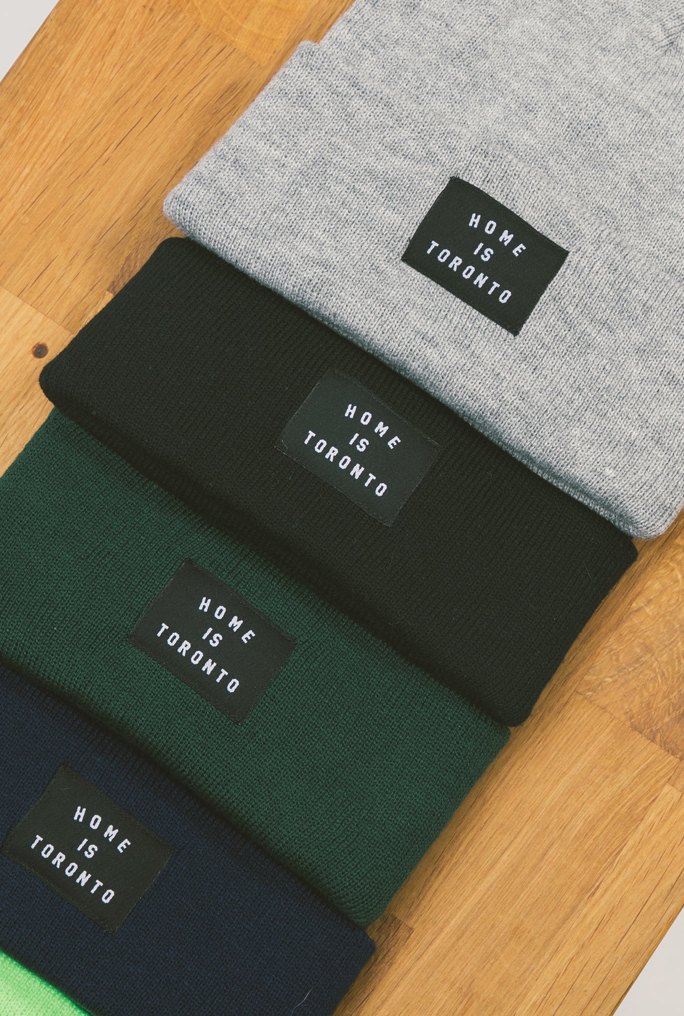Toque Home is Toronto - Gris