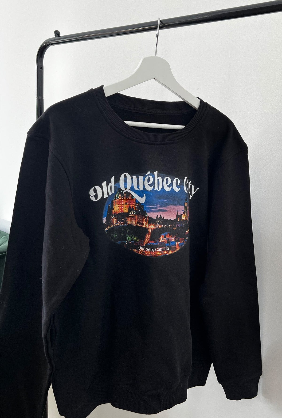 Old Quebec City Post Card Crewneck - Black