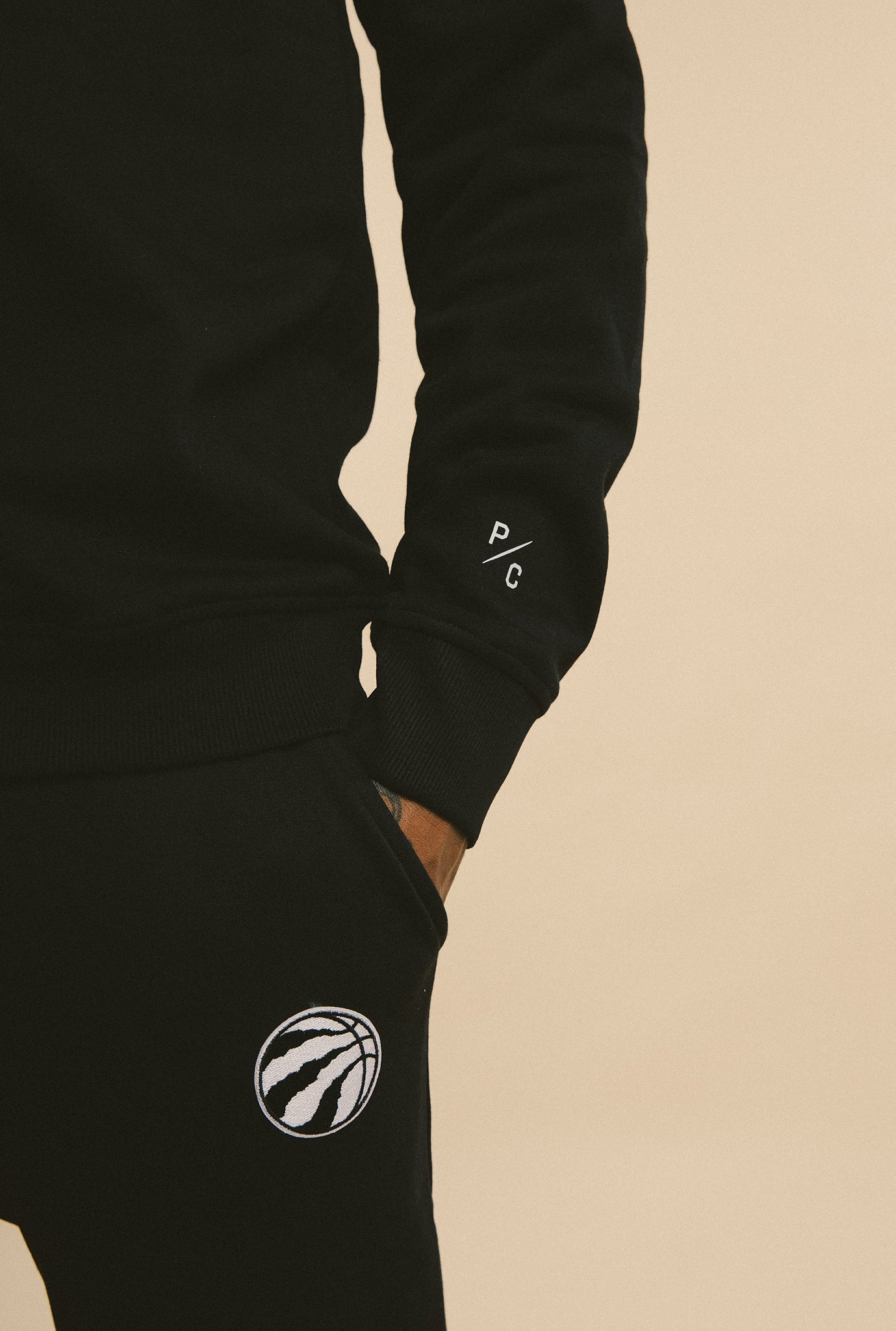 Toronto Raptors Patch Logo Jogger - Black