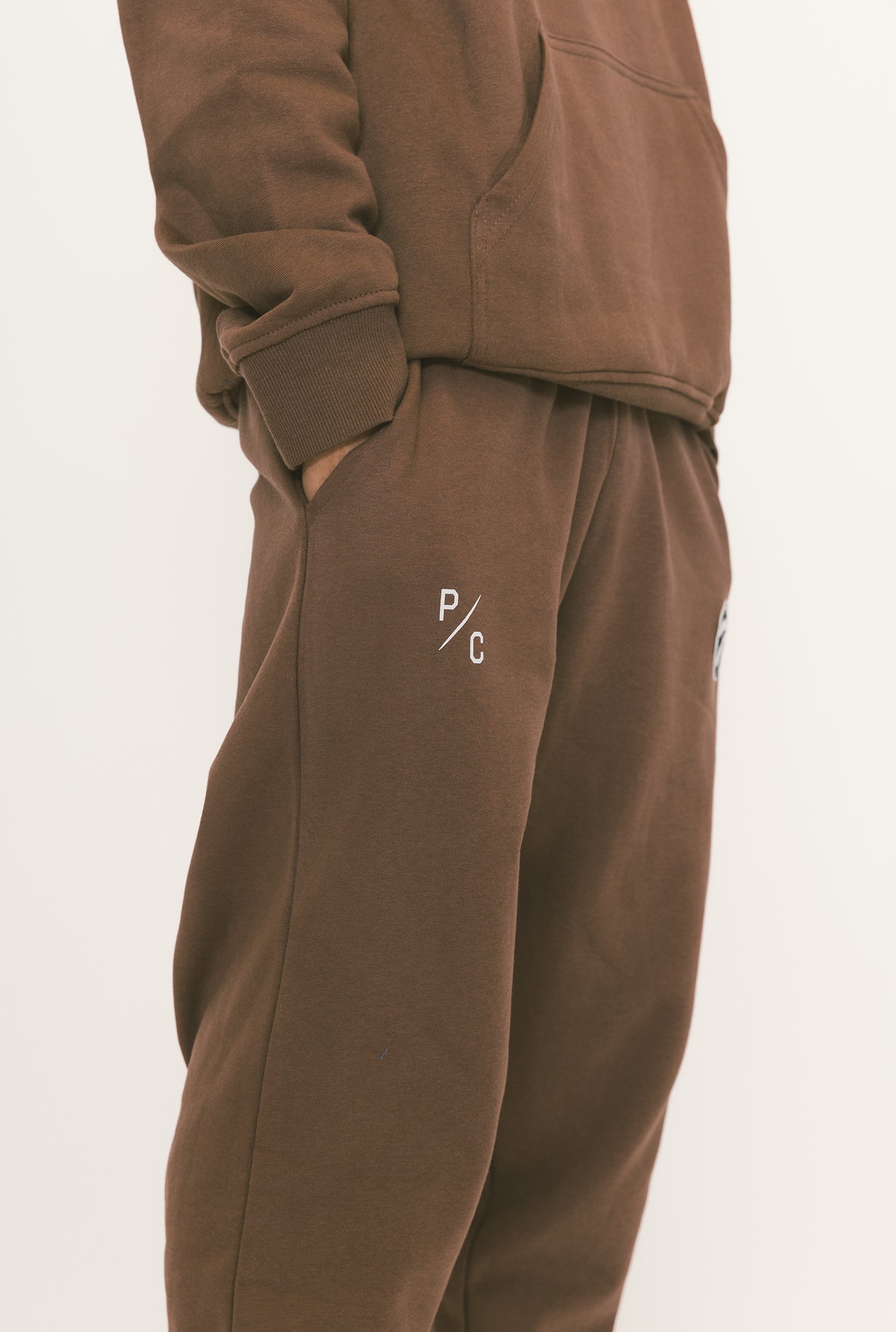 Toronto Raptors Logo Jogger - Espresso